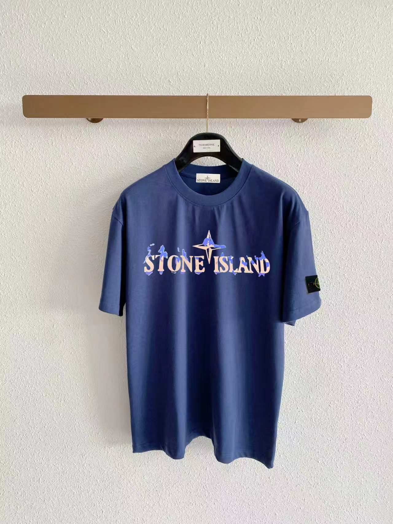 Stone Island Distressed Ink-Wash Compass Star Wordmark Print T-Shirt